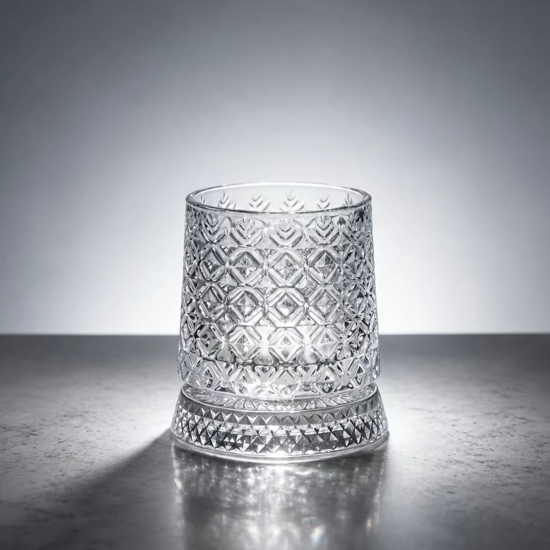 Korven Luxury 360° Spinning Crystal Glass